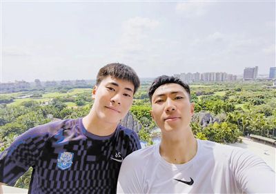 男艹女网站