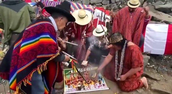 大香伊人久久精品一区二区