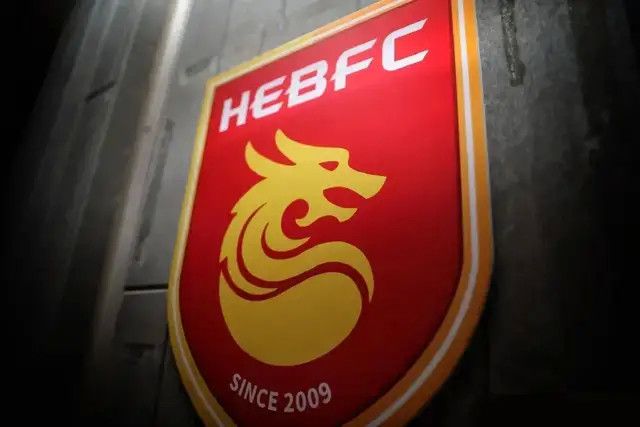 美女不穿衣服直播的视频